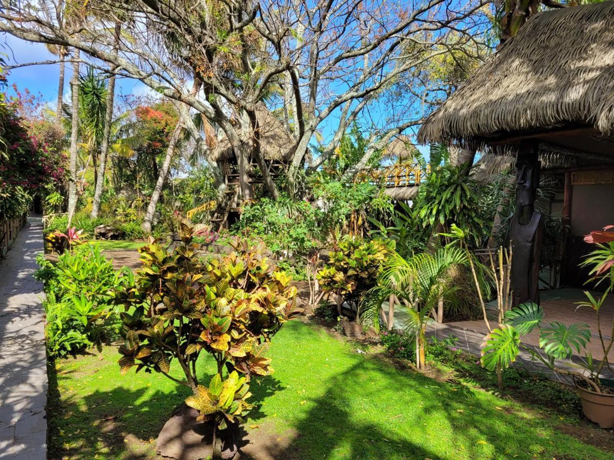 Hotel Manavai Hanga Roa Exterior photo